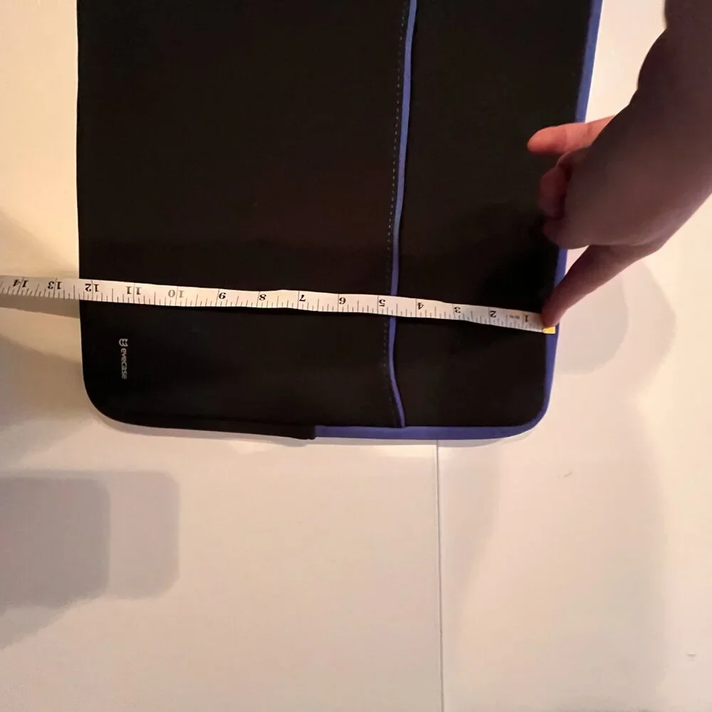 Laptop and Computer‎ Cushioned Case Zipper Closure by Evercase - Used Twice